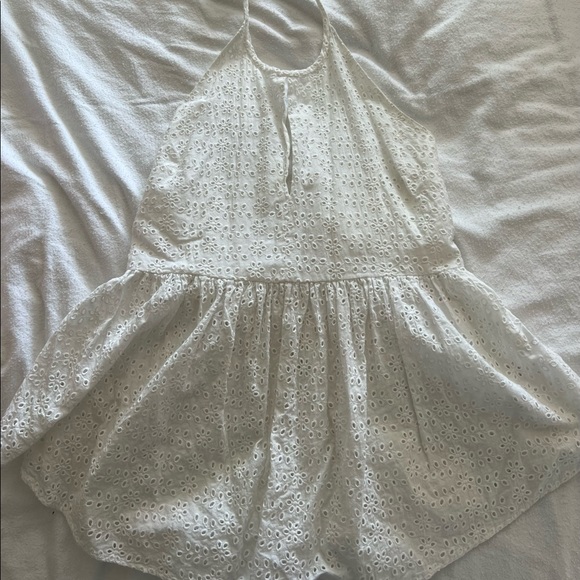 Elizabeth & James Eyelet Halter top - Picture 1 of 5